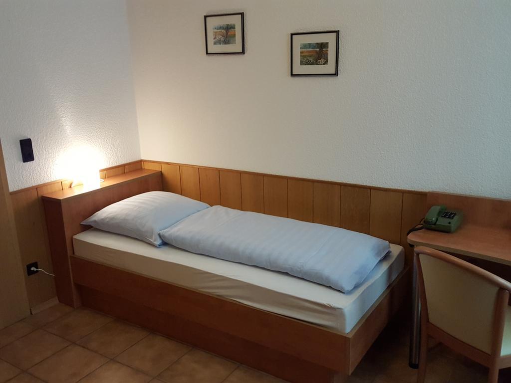 Waldhotel Zur Holzmuhle แอลดากเซน ภายนอก รูปภาพ