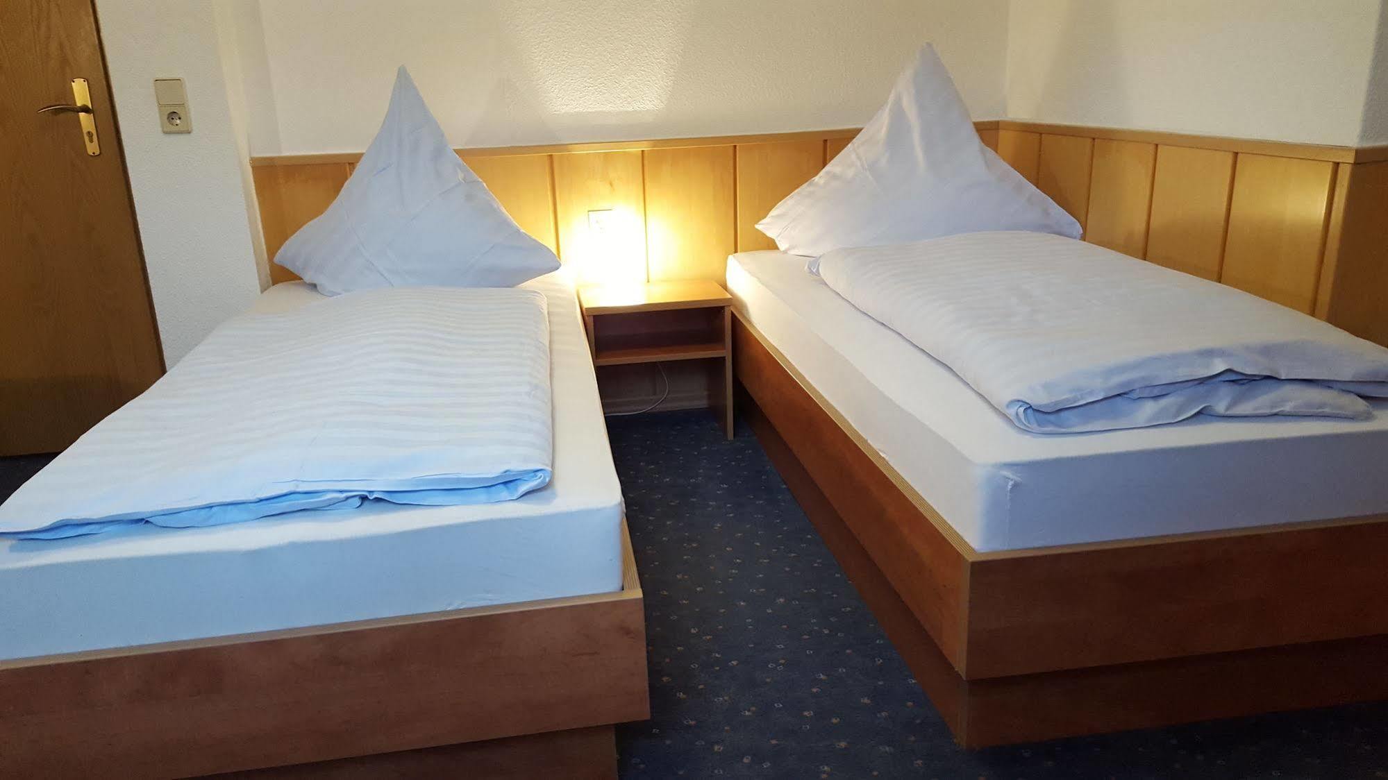Waldhotel Zur Holzmuhle แอลดากเซน ภายนอก รูปภาพ
