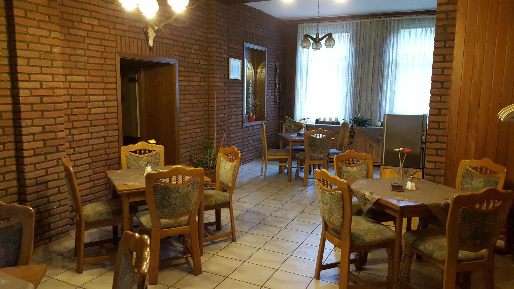 Waldhotel Zur Holzmuhle แอลดากเซน ภายนอก รูปภาพ